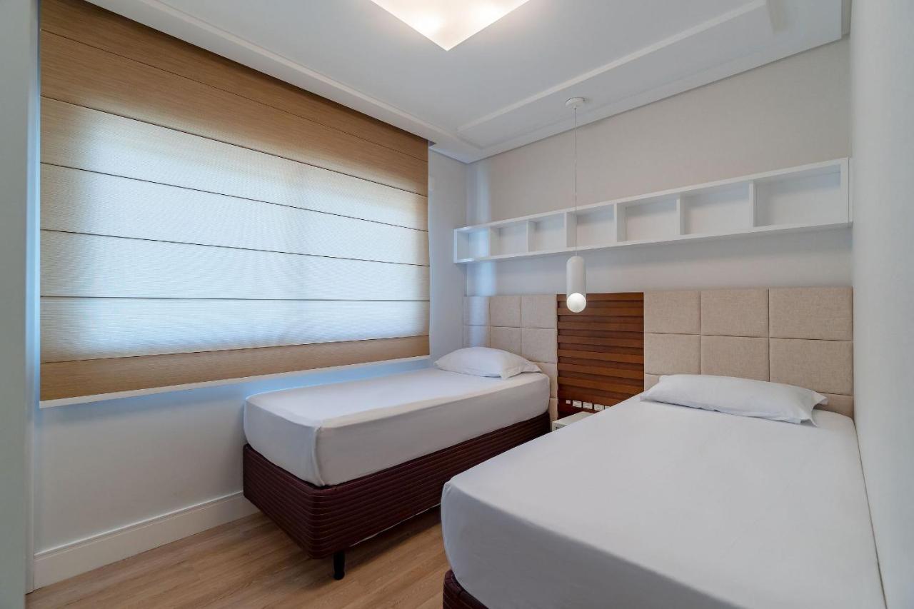 Varandas Do Atlantico: Beachfront Condo Comfort Bombinhas Exterior photo